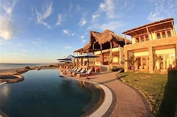 Cardon Adventure Resort 马萨特兰 酒店